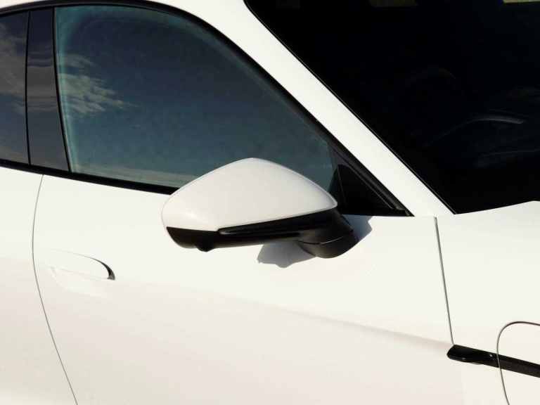  Porsche Taycan Saloon 340kW 4S 89kWh 4dr Auto Saloon Electric Automatic