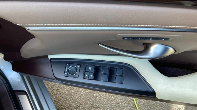 2020 Lexus ES 300h 2.5 4dr CVT SALOON PETROL/ELECTRIC Automatic