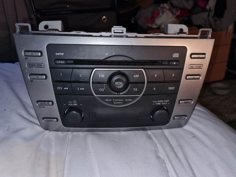 Mazda stereo and cd player/autochanger