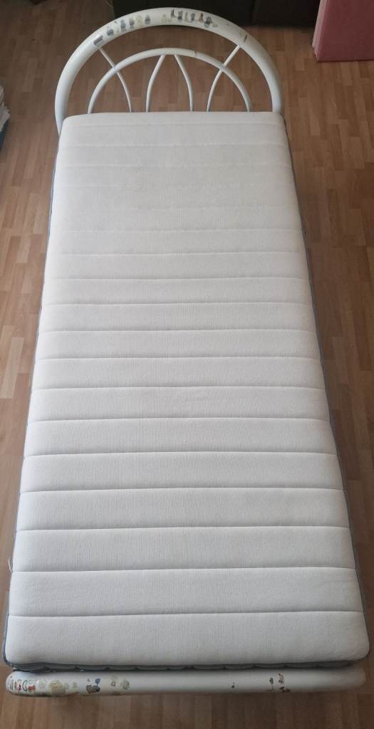 Free Local Delivery Steel Single Bed Frame & IKEA VALEVÅG Single Mattress VGC