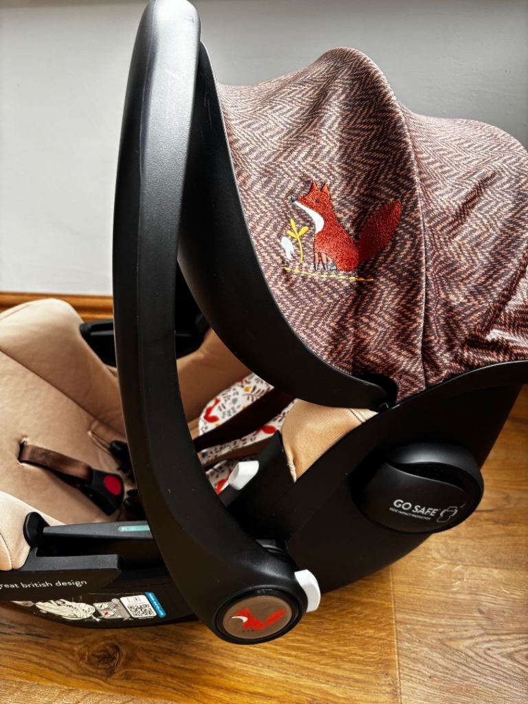 Cosatto Wow Foxford Hall travel system