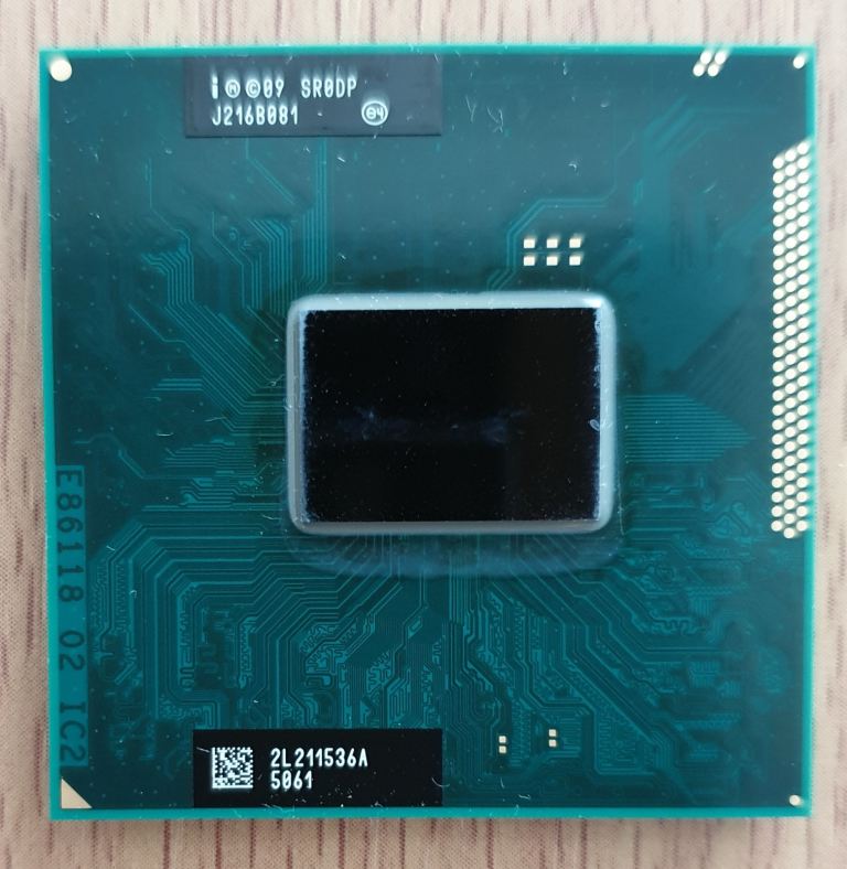 CPU Intel Core i3-2370M 2.40GHz × 2 Cores
