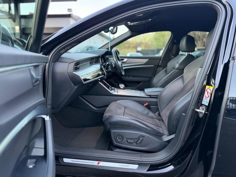 2019 Audi A6 Saloon 2.0 TDI 40 Black Edition Saloon 4dr Diesel S Tronic quattro Euro 6 (s/s) (2 S...