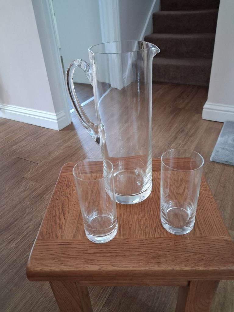 Royal Doulton Jug and 6 Tumblers Set