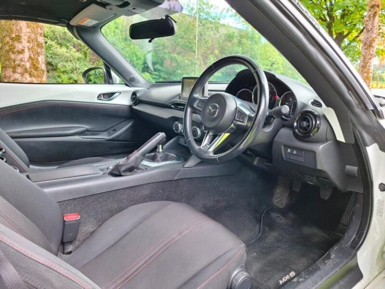 Mazda MX-5 SE-L NAV