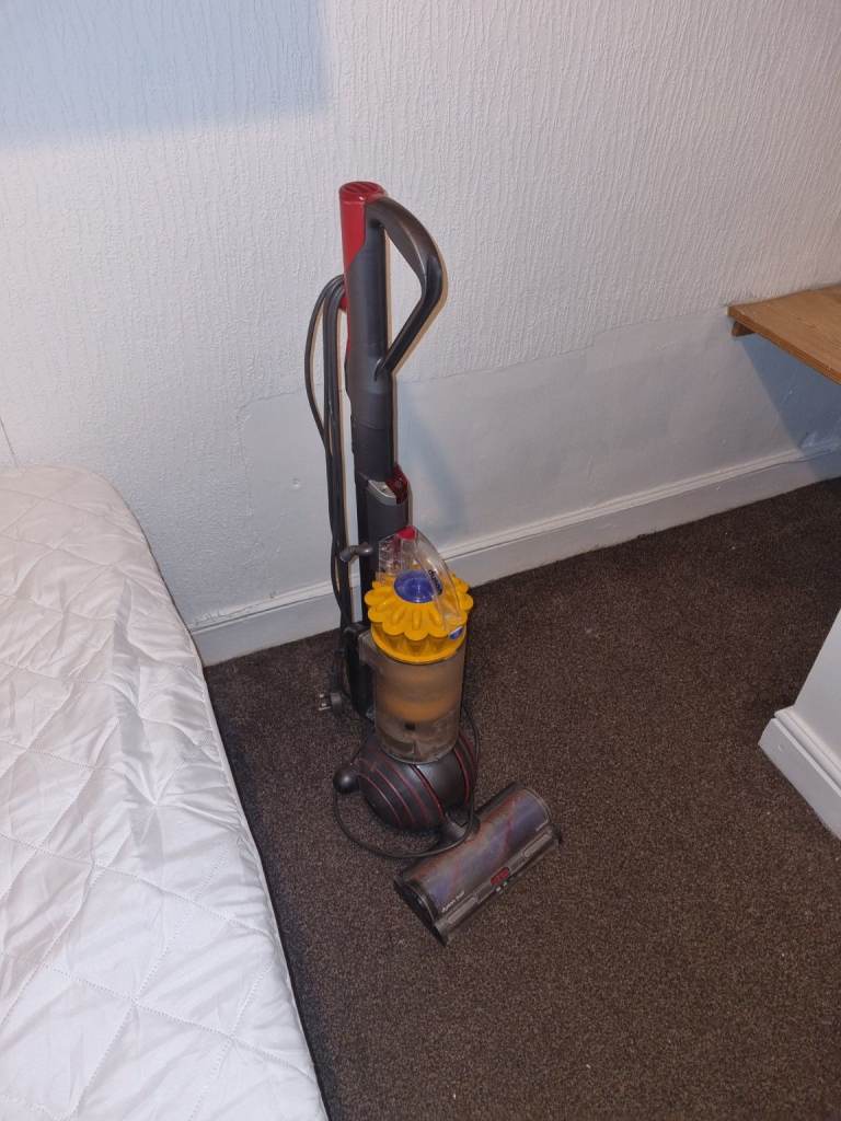 Dyson Ball Animal UP32 700W Upright Vacuum Cleaner