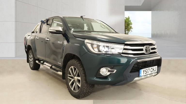 2017 Toyota Hilux Invincible D/Cab Pick Up 2.4 D-4D Auto PICK UP DIESEL Automatic