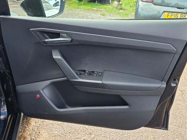 SEAT ARONA 1.6 TDI SE Technology Lux 2019