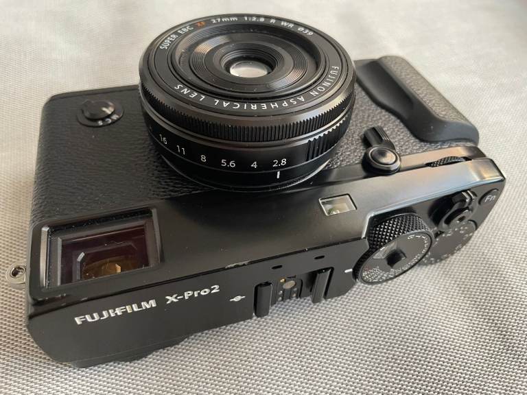 Fujifilm X-Pro2 camera + XF27mm f2.8 WR lens