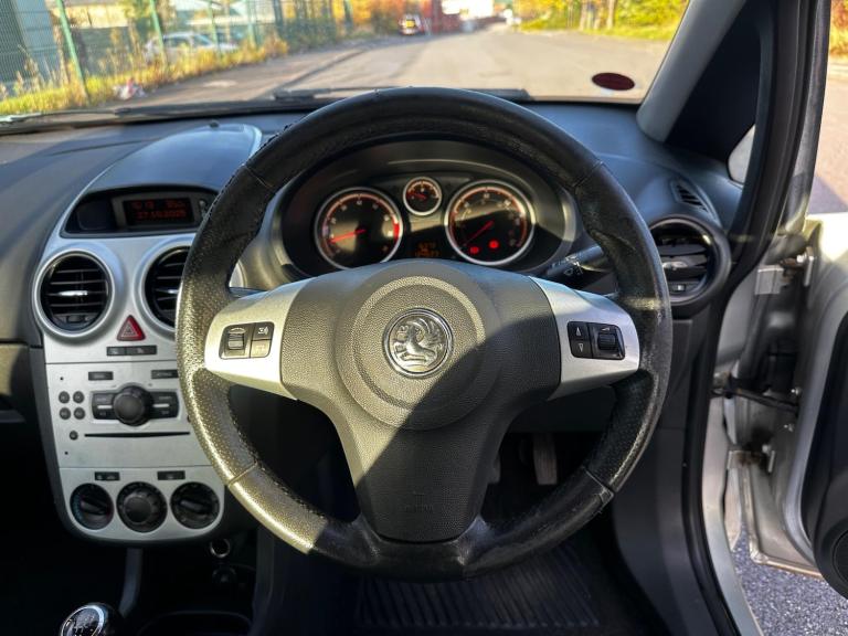 2009 Vauxhall Corsa 1.4i 16v SXi 5dr HATCHBACK Petrol Manual