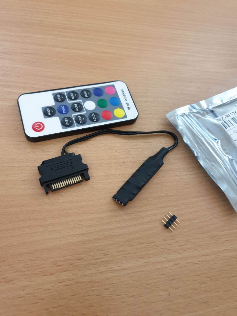 RGB 4-Pin Controller Hub with Remote