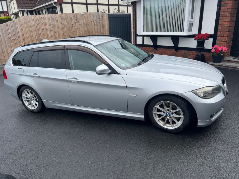 BMW, 320 I, 2010, 1990 (cc)