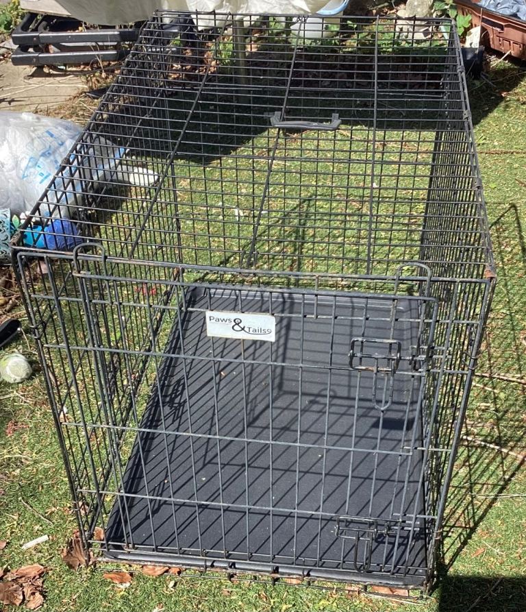 Medium size dog crate 