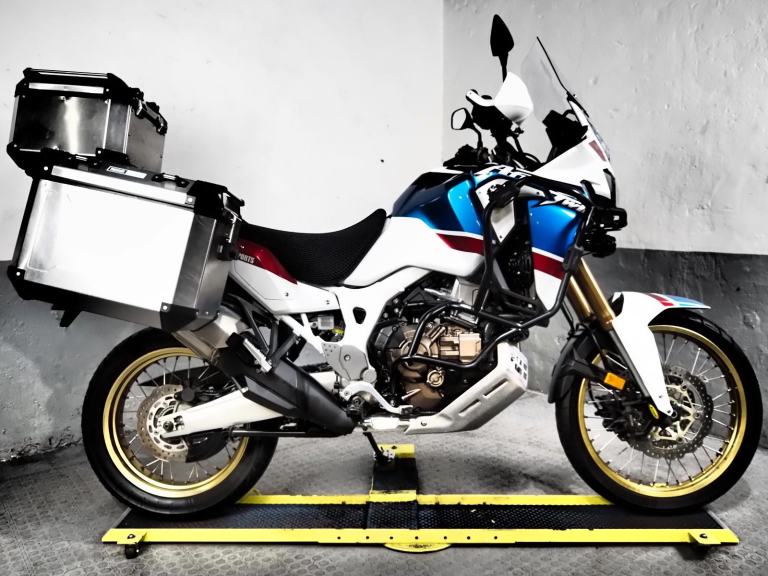 2019 Honda Africa Twin Adventure Sport DCT 30th Anniversary, Full Luggage 