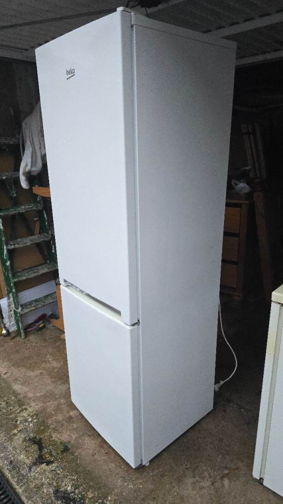 Beko Fridge Freezer  - Great Condition  - Can deliver locally from £7