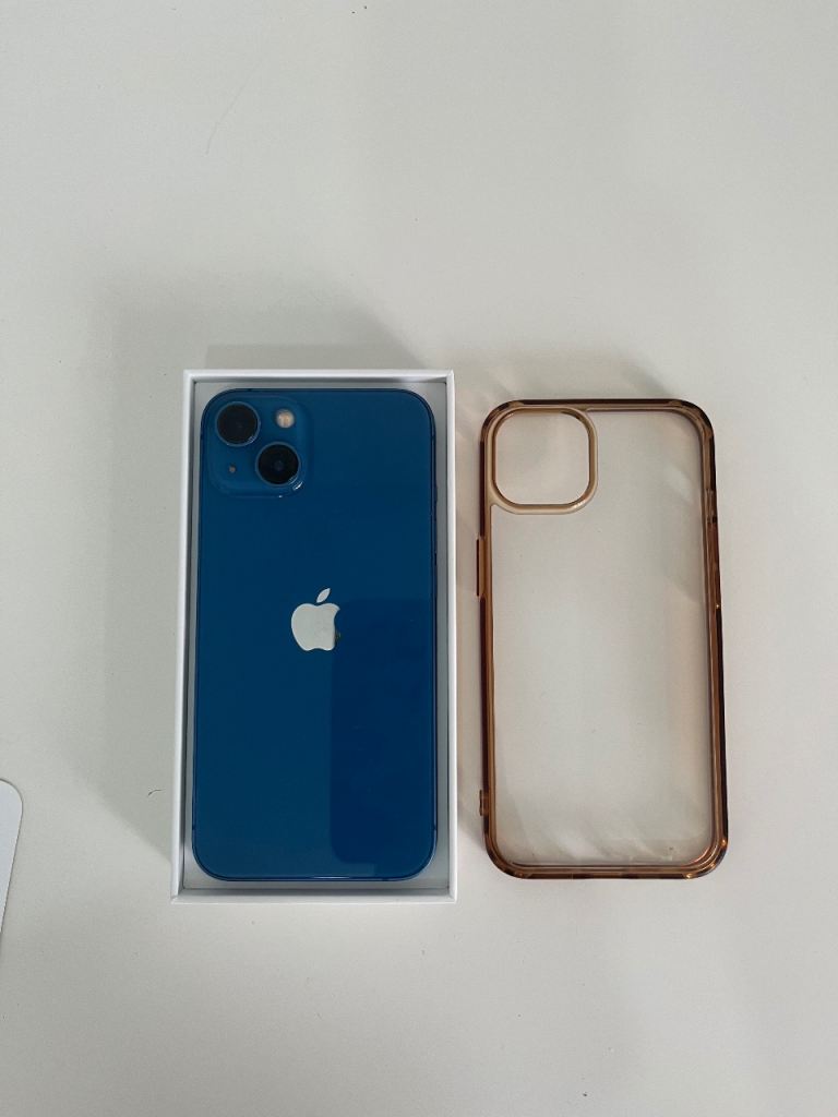 iPhone 13 - Blue