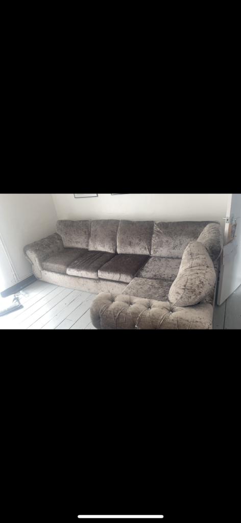 Crushed Velvet Grey Chesterfield Corner Sofa