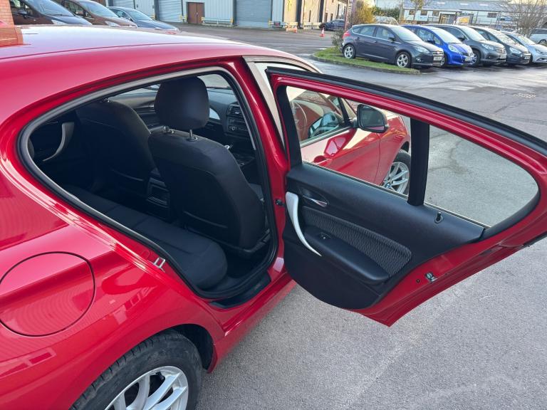 2013 BMW 1 Series 116d EfficientDynamics 5dr HATCHBACK Diesel Manual