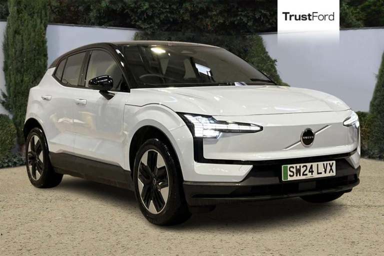 2024 Volvo EX30 200kW Single Motor Plus 51kWh 5dr Auto ESTATE ELECTRIC Automatic