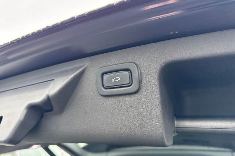 2020 Land Rover Discovery Sport 2.0 D180 MHEV R-Dynamic HSE Auto 4WD Euro 6 (s/s) 5dr SUV DIESEL ...