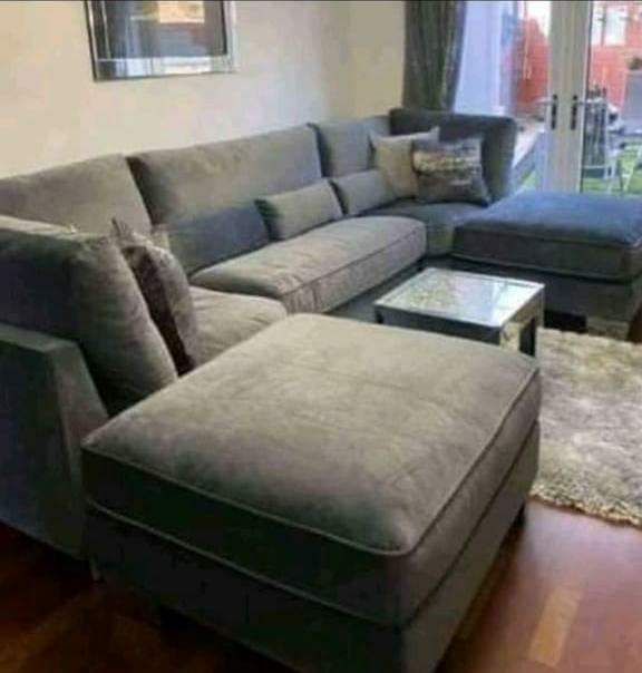 BRAND NEW U SHAPE CORNER SOFA ON SPECIAL OFFER, DIFFERENT COLOURS AVAILABLE WITH FAST DELIVERY!