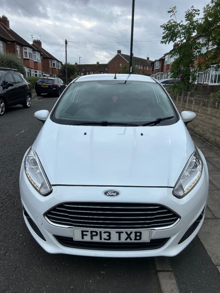 Ford, FIESTA, Hatchback, 2013, Manual, 1498 (cc), 3 doors