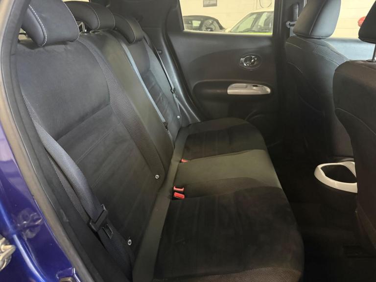 2017 Nissan Juke 1.6 N-Connecta XTRON Euro 6 5dr HATCHBACK Petrol Automatic