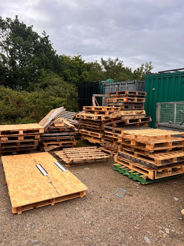Surplus pallets