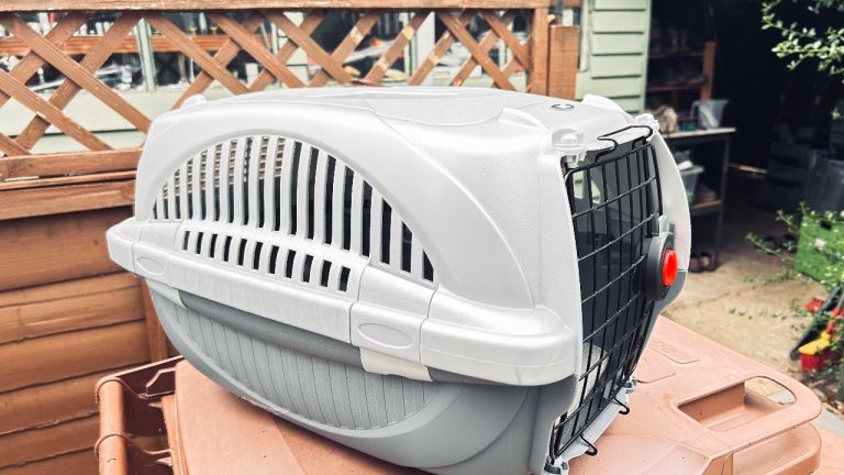 Pet Carrier for Small Dog or Cat with Removable Bed