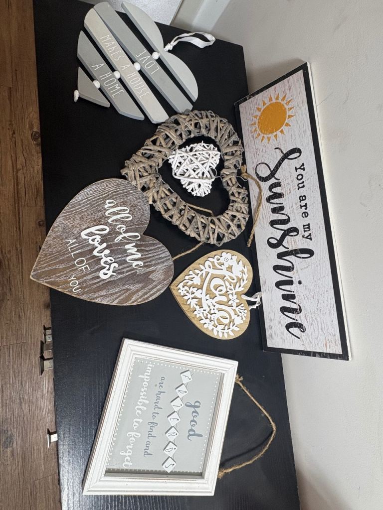 Decorative Hearts and Sunshine Plaque – Good Condition