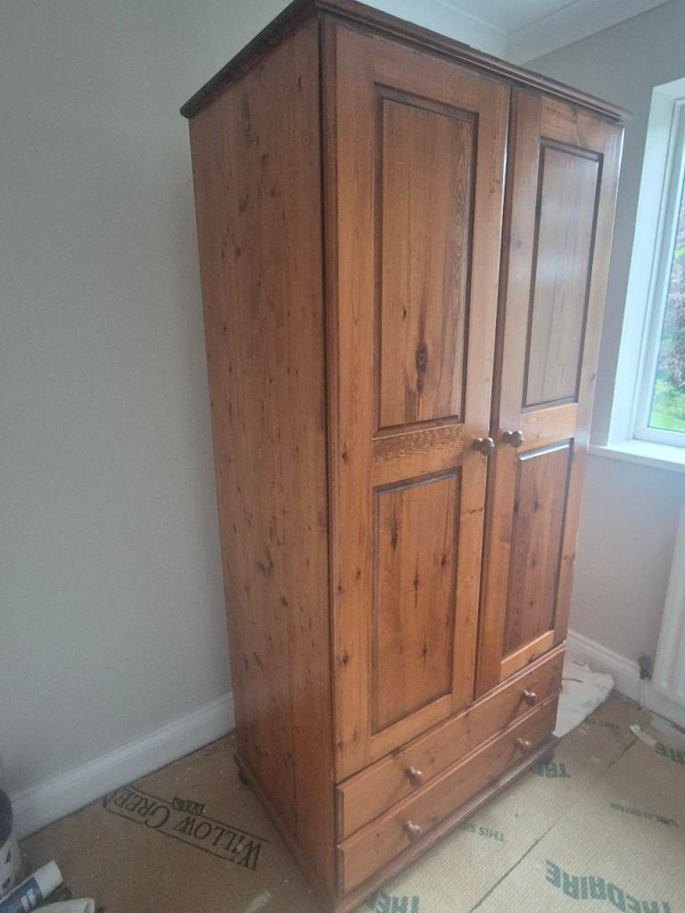 Barker & Stonehouse wardrobe & bed