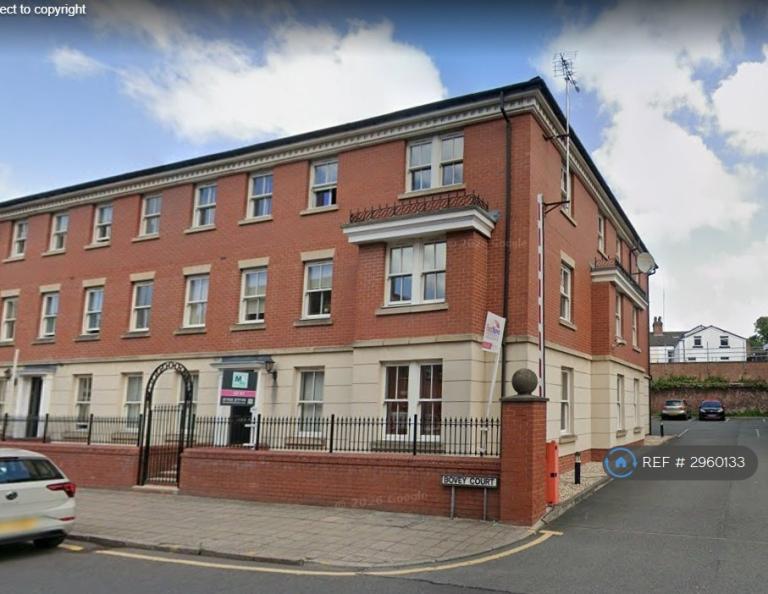 2 bedroom flat in Bovey Court, Warrington, WA1 (2 bed) (#2960133)