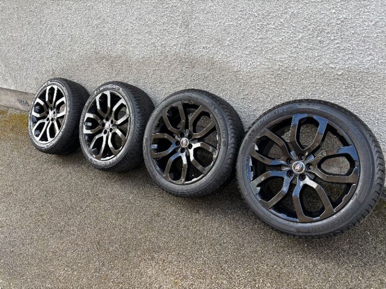 Range Rover Wheels + Winter Tyres