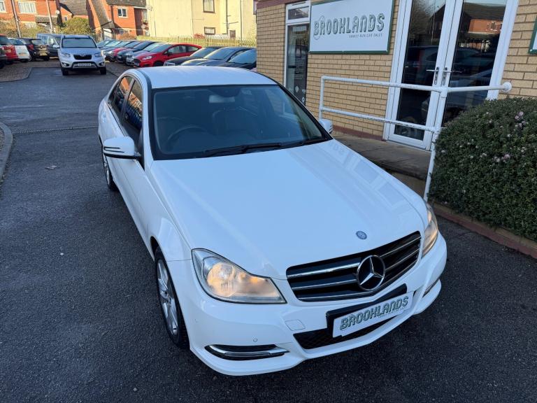 2013 Mercedes C180 SE Executive BlueEFFICIENCY White 1.6 Automatic Saloon 47+mpg