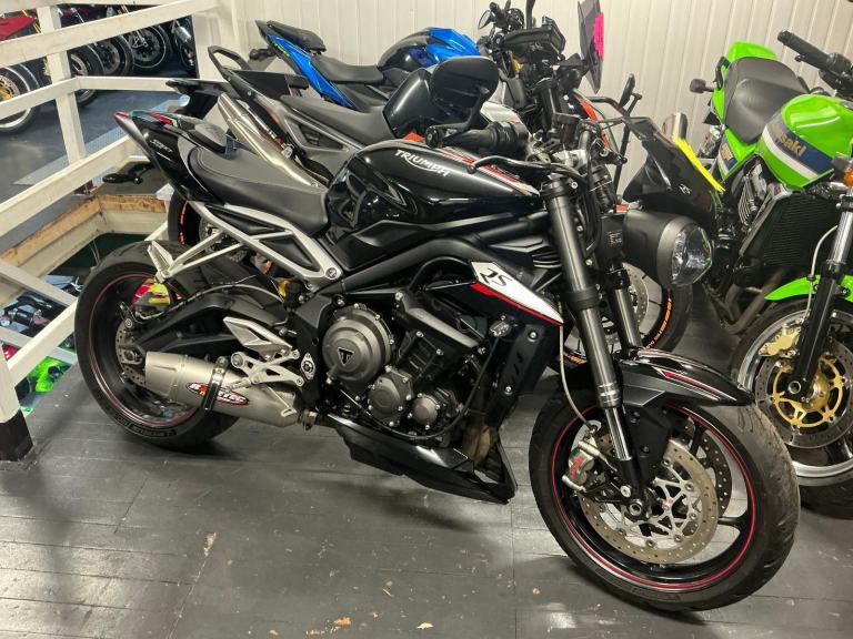 Triumph Street Triple 765 rs