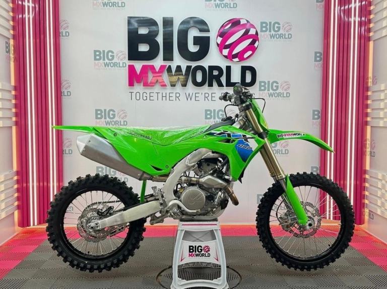 Kawasaki KXF 450 2026 - LessThan 1Hr Use - asNEW CONDITION