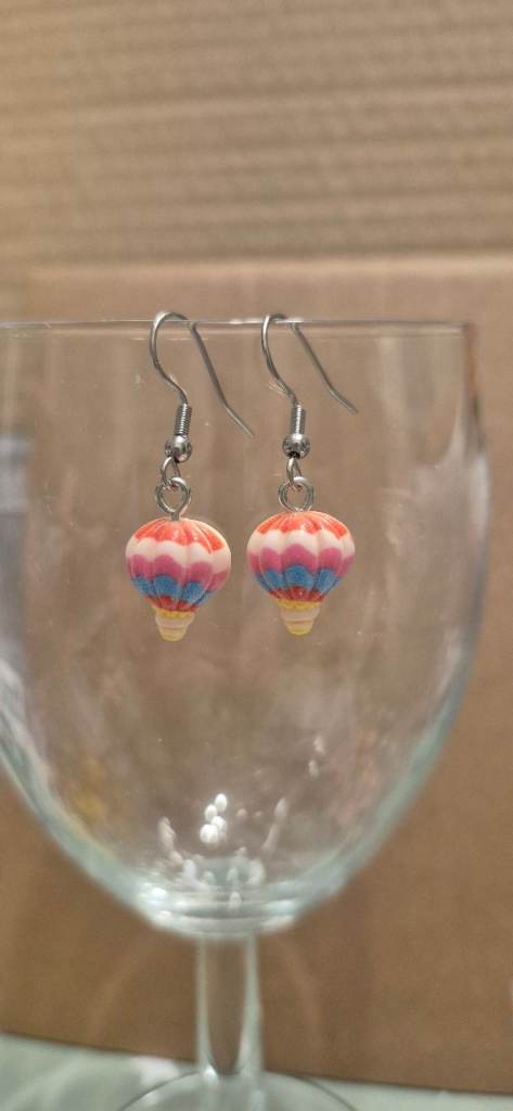 Hot air balloon earrings 