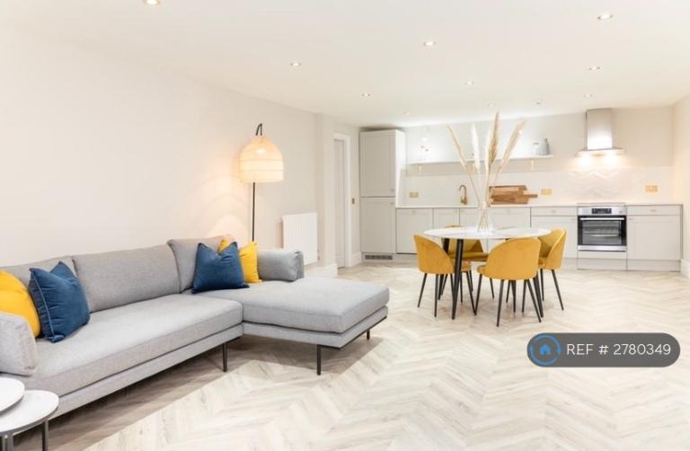 2 bedroom flat in East Circus Street, Nottingham, NG1 (2 bed) (#2780349)