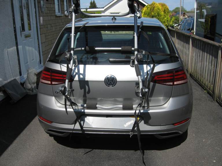HALFORDS BIKE RACK