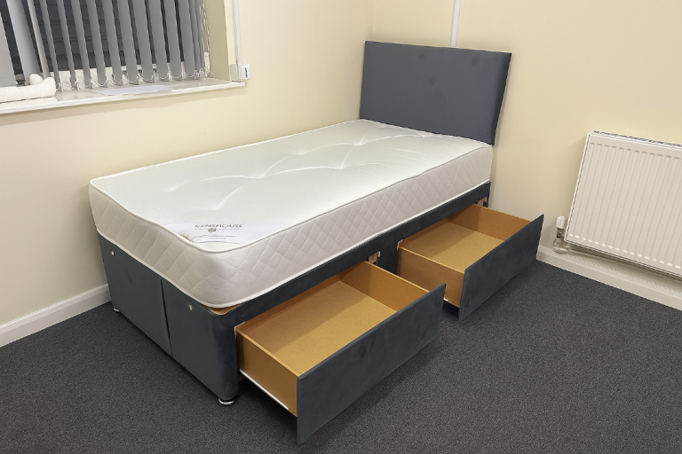  Space Saving Divan Beds with Drawers – Ideal for Homes, Flats & Guest Rooms 