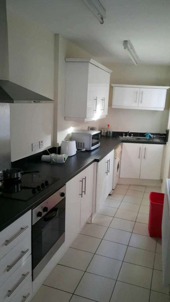 Double bedroom with private shower room in a 3-bed house