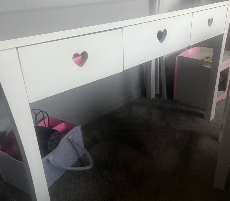 White Wooden Desk with Heart Cut-outs and Matching Chair