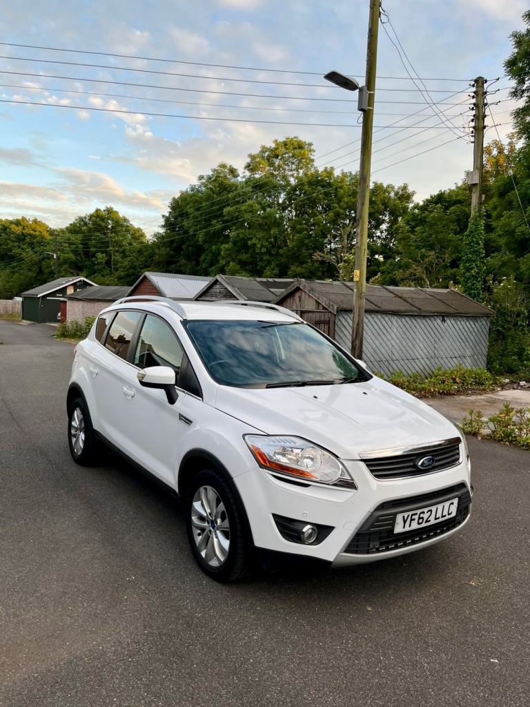Ford, KUGA, Estate, 2013, Manual, 1997 (cc), 5 doors