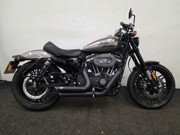 H.D XL 1200 ROADSTER ** CUSTOM PAINTED TANK - VandH SHORT SHOT EXHAUST **