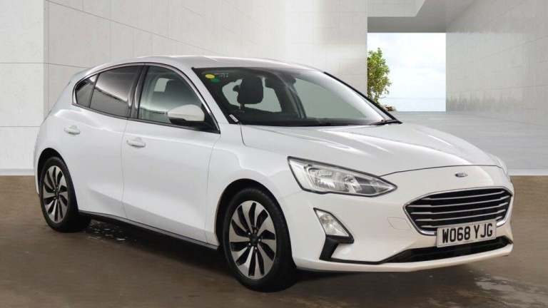 2019 Ford Focus 1.0T EcoBoost Zetec Euro 6 (s/s) 5dr HATCHBACK Petrol Manual