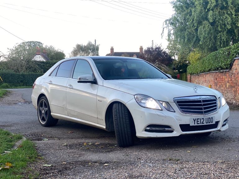 Mercedes-Benz, E CLASS,BLUE-Efficiency ,Saloon, 2012, Semi-Auto, 2143 (cc), 4 doors