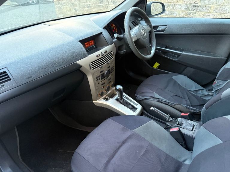 Vauxhall, ASTRA, AUTOMATIC, 2008, Lovely Drive