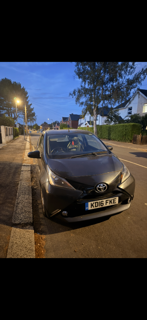 Toyota, AYGO, Hatchback, 2016, Semi-Auto, 998 (cc), 5 doors