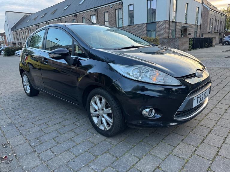2009 Ford Fiesta 1.4 Zetec 5dr Auto HATCHBACK Petrol Automatic