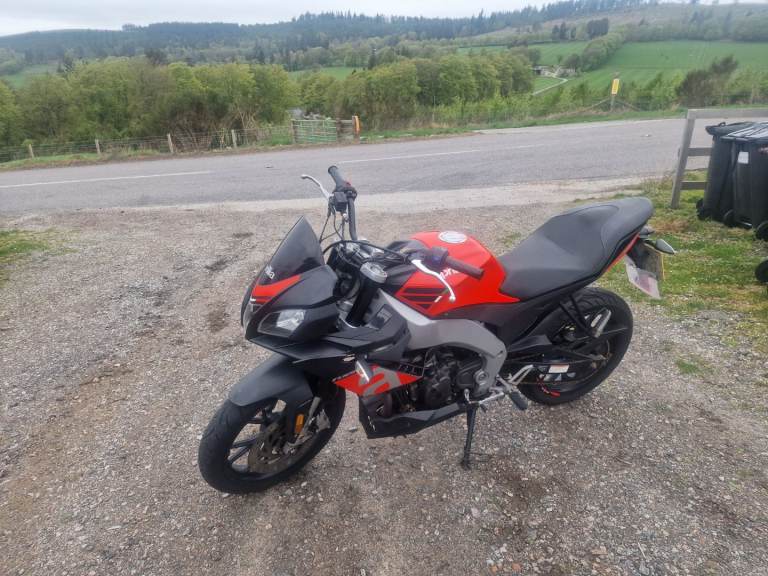 Aprilia, TUONO, 2019, 124 (cc)
